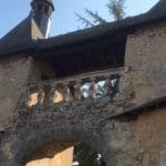 Balustrade, porche d'entrée du prieuré, XVIe siècle ©iKEROS
