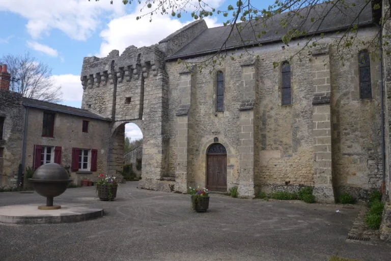 Porte d'entrée fortifiée du château d'Aubigné-sur-Layon, XVe siècle
