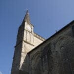 Clocheton à l'horloge de la collégiale du Puy-Notre-Dame ©iKEROS