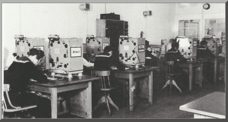 Sk Stab Bunker, Bunker Amiral, Opérateur radio