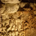 Denezé-sous-Doé, Cave aux sculptures, XVIe siècle