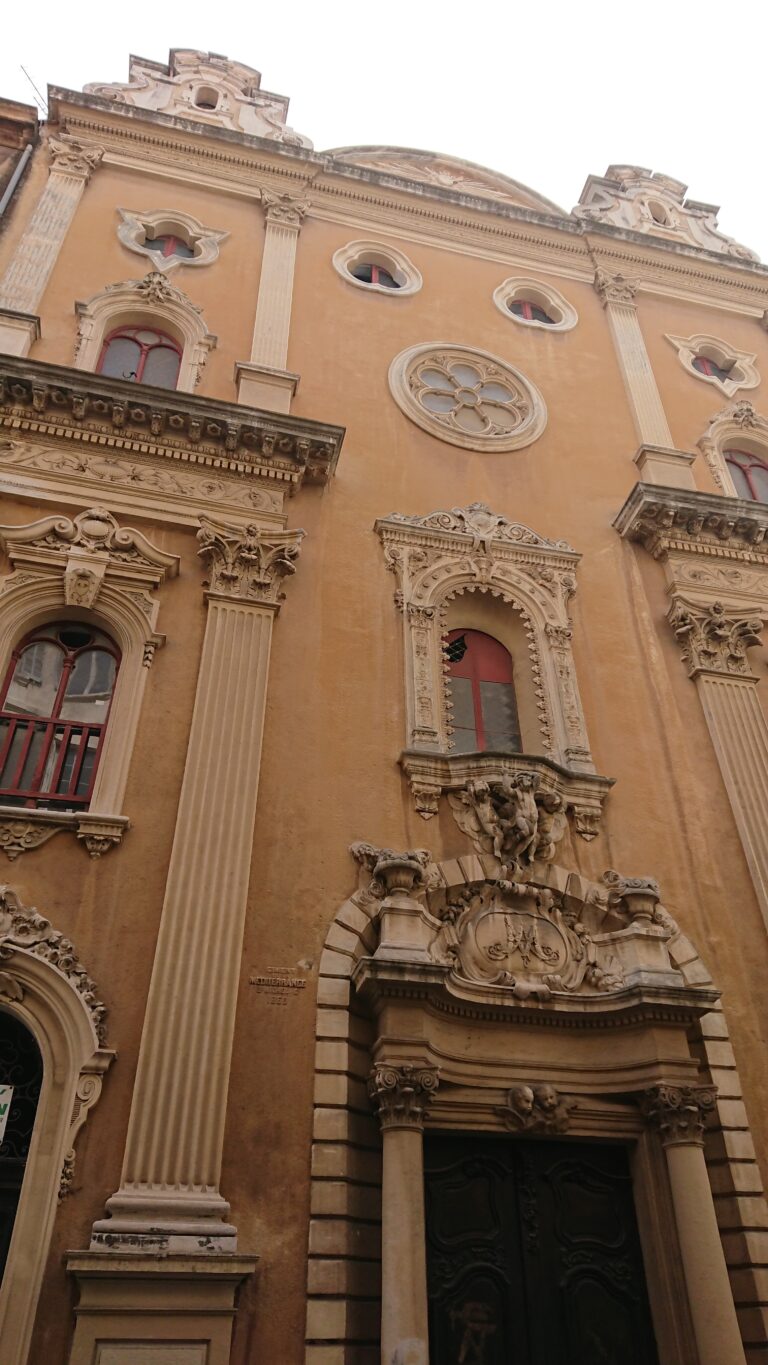 Eglise de la Mission de France Saint Pie X
