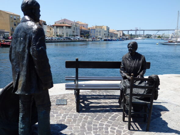 Statues de bronze Le pêcheur et la ramendeuse