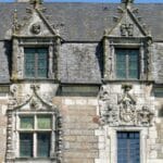 Façade château de Noailles