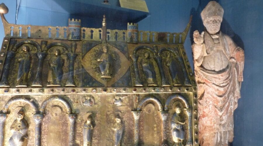 Eglise Saint-Dulcet de Chamberet et son trésor