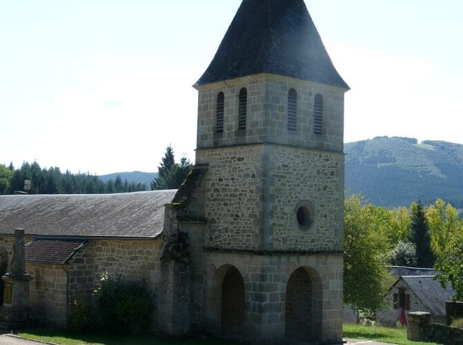 Eglise Saint Pardoux et Saint Salvy de Veix