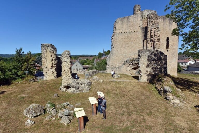 Vestiges du Château de Pierre D&rsquo;Aubusson