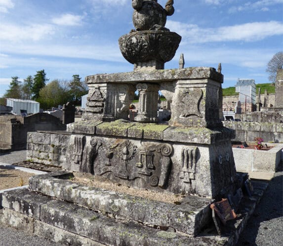 Caveau de Pierre Loth