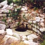 La Fontaine de Bazanges   dite la « Font de las Fa- das » (Fontaine des Fées)