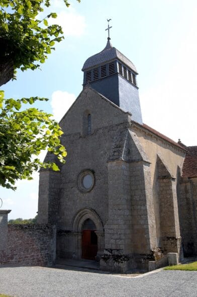 Eglise Saint-Pierre-ès-Liens du XIIe siècle