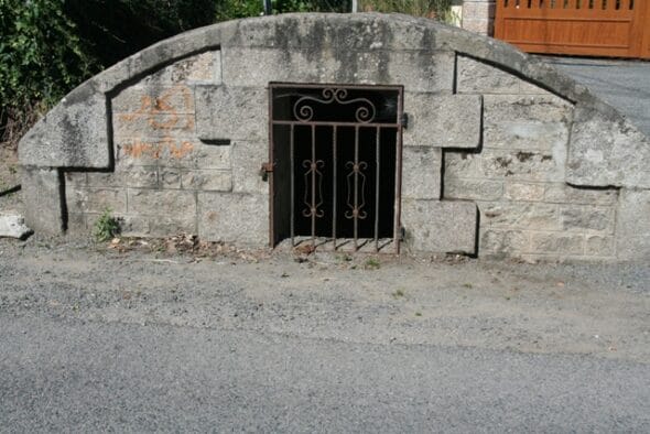 La fontaine et le lavoir de Teyrat