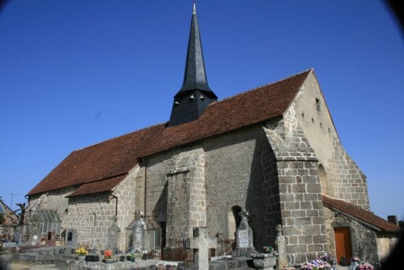 Eglise Saint Pierre Saint Paul de Bazelat