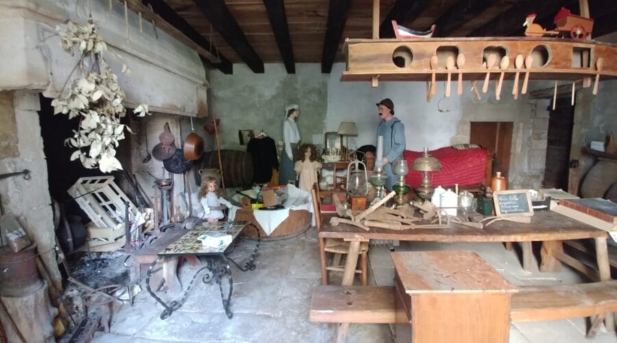 Aumônerie Saint-Jacques-de-La-Villedieu du Pont de Vau