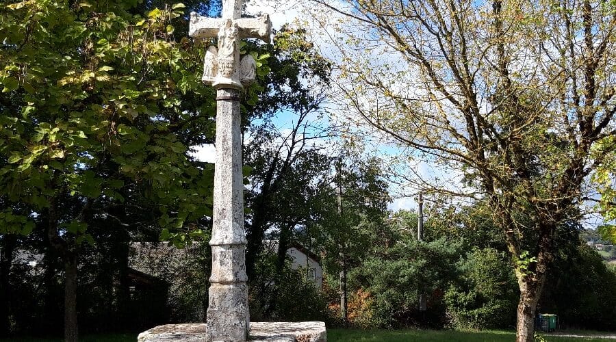 Croix de Bleyssol à Vabre-Tizac