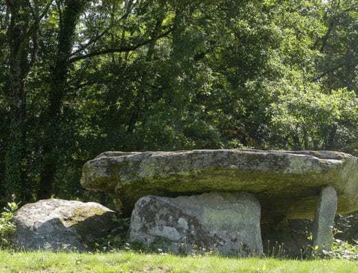 Dolmen et menhir de Ménardeix
