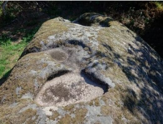 Légende de la pierre des Fades