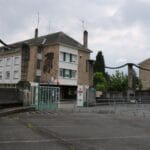 Cariatides du lycée Barbanceys