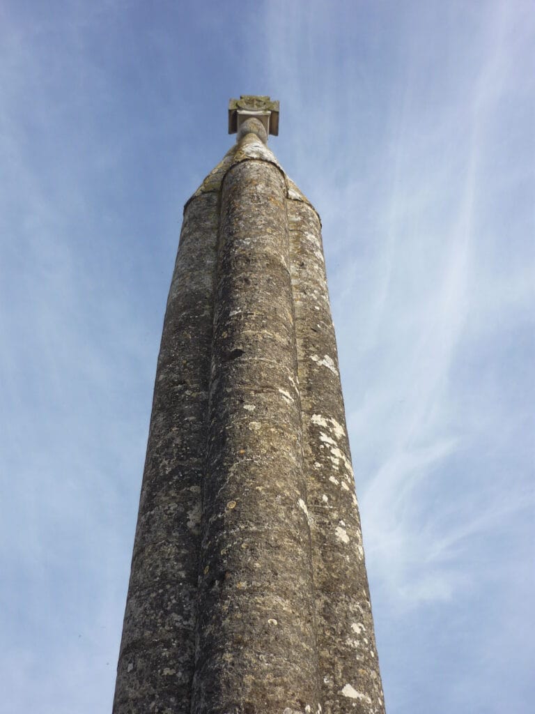 Croix hosannière du cimetière d&rsquo;Aiffres
