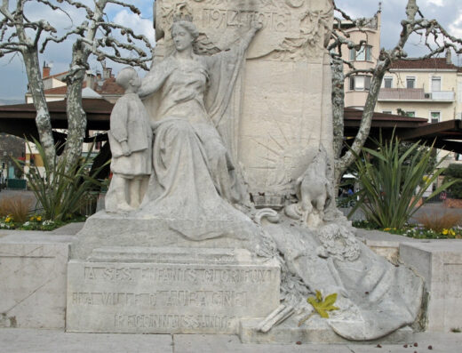 Monument aux morts