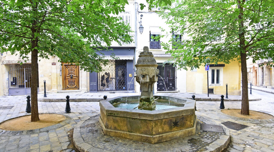 Fontaine des Trois Ormeaux