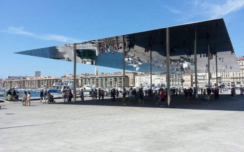 Ombrière du Vieux Port