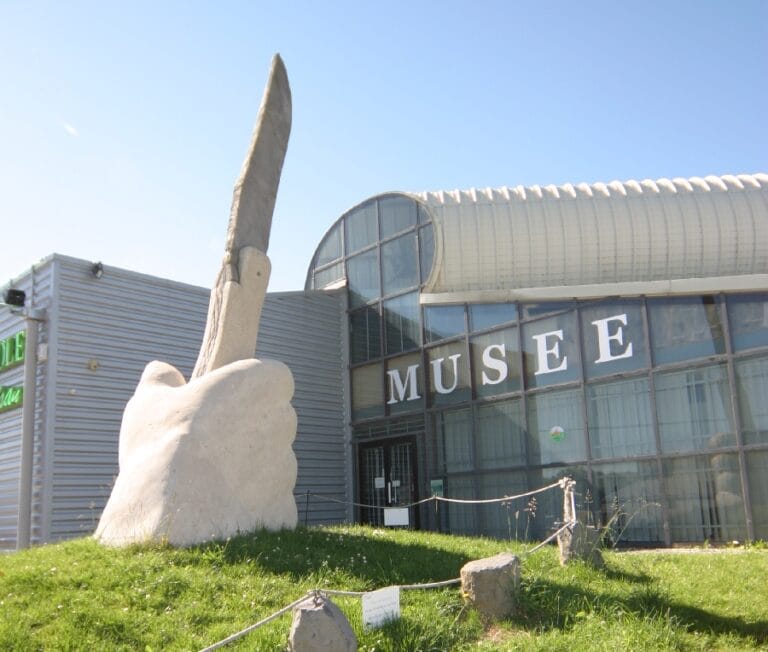 Musée du couteau de Laguiole, de l&rsquo;objet forgé et de l&rsquo;outils tranchant