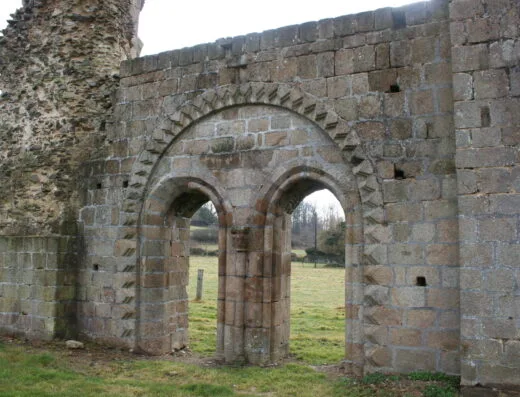 Abbaye de Savigny-le-Vieux