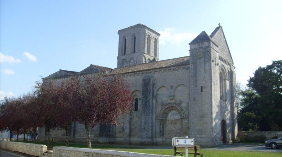 Église Saint-André de Champagne