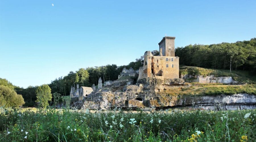 Château de Commarque - Les mystères de la Forteresse oubliée