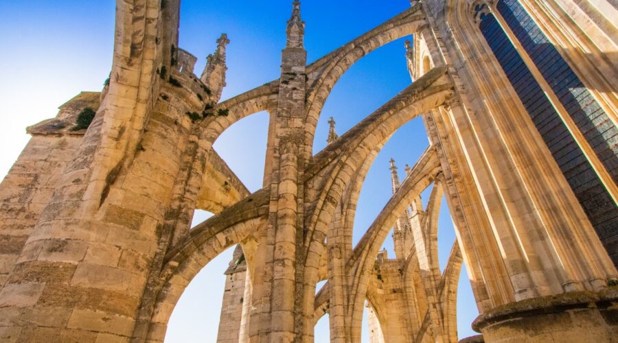 CATHÉDRALE SAINT-JUST ET SAINT-PASTEUR
