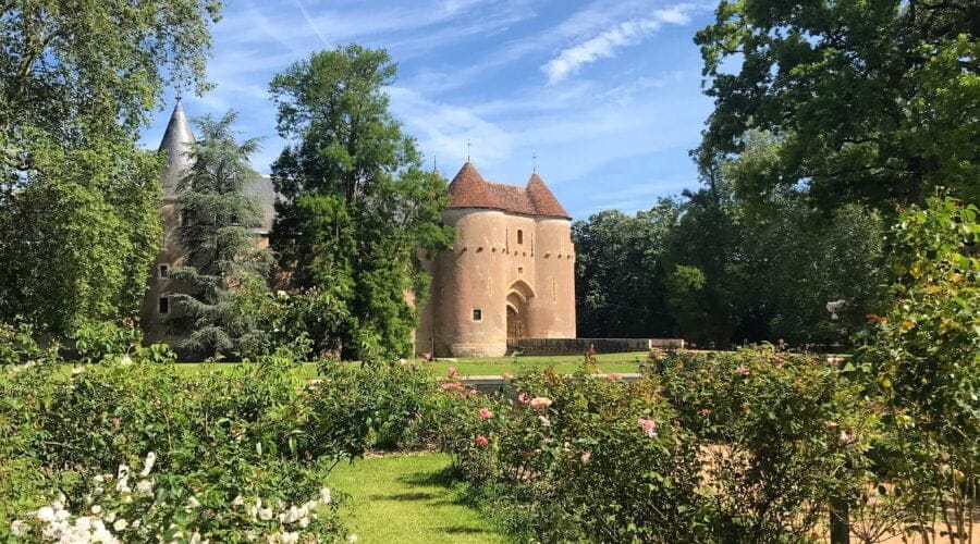 Château et jardins d'Ainay-le-Vieil