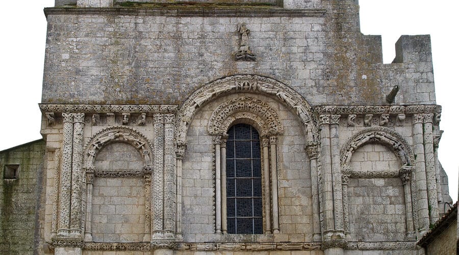 Eglise Saint-Nazaire de Corme-Royal