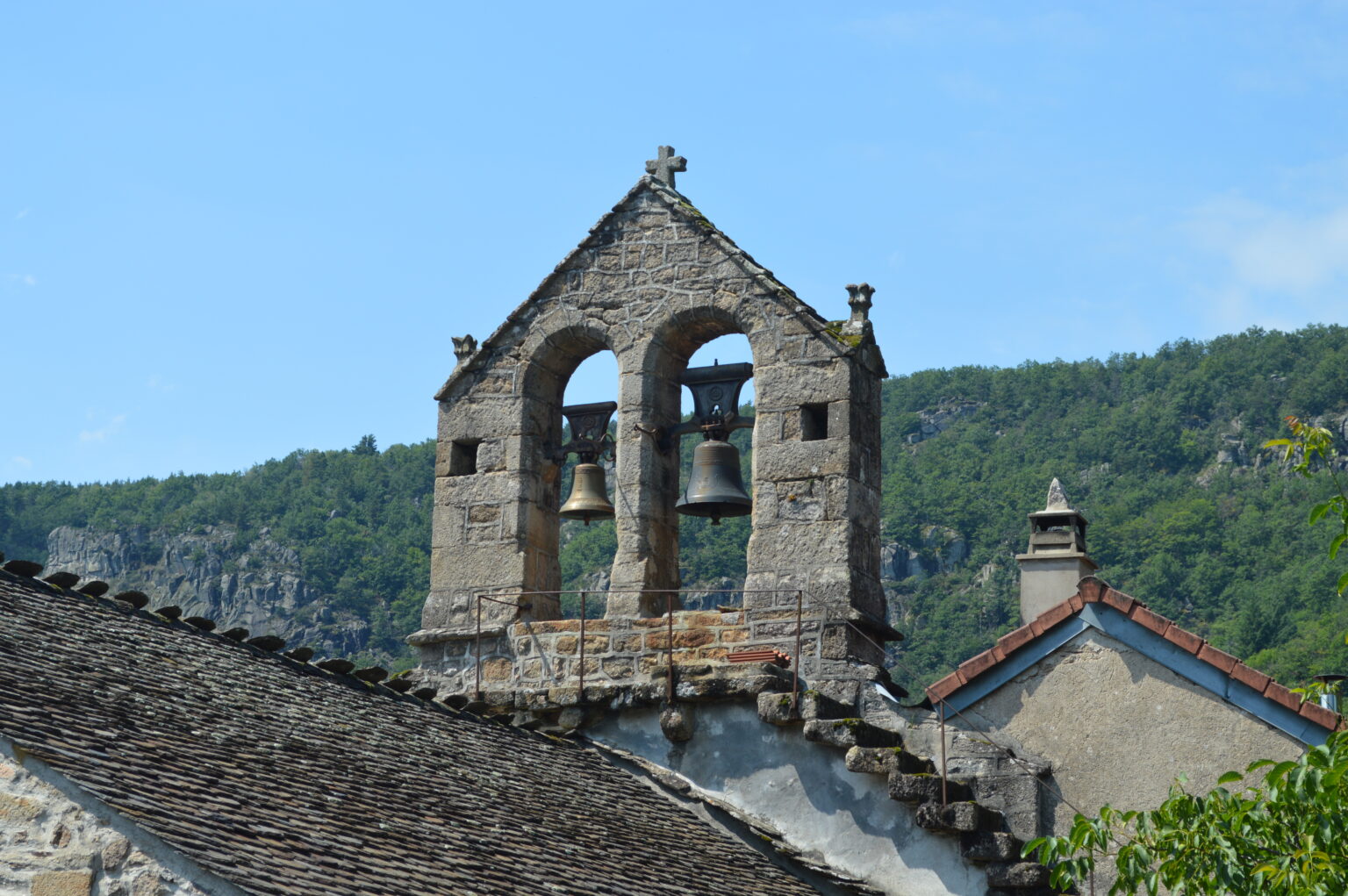 EGLISE SAINT-JEAN DE CHARZORNE