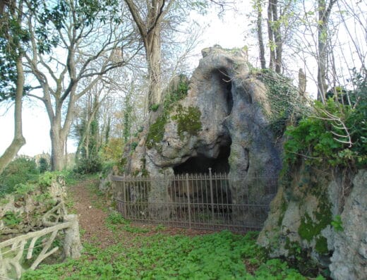 Grotte Notre-Dame de Lourdes à Antes