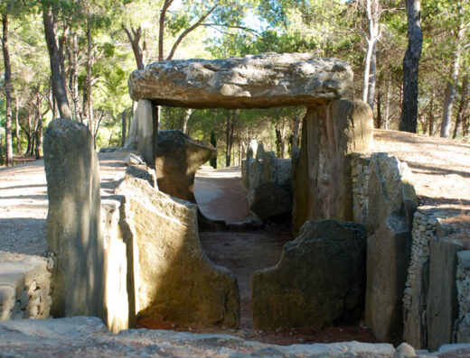 DOLMEN DES FADES