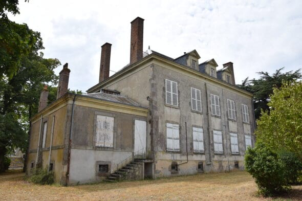 Château d'Argenton les Vallées