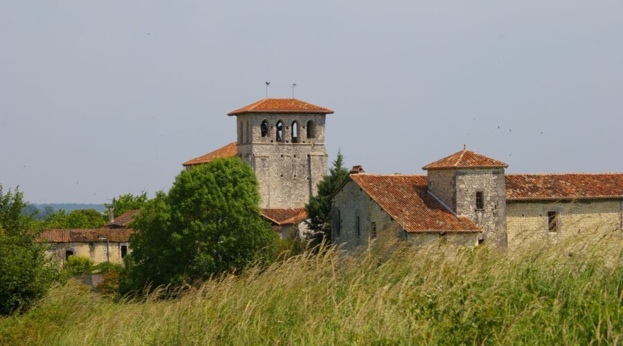 Eglise forteresse de St-Martial-Viveyrol