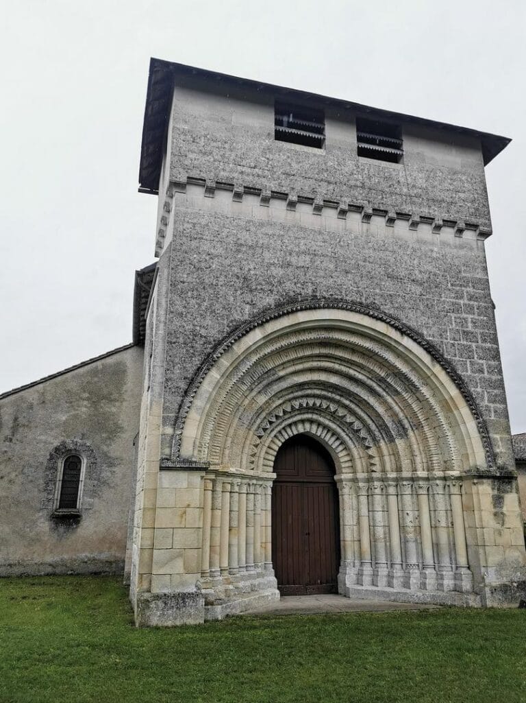 Eglise Saint-Pierre Es-Liens de Cumond