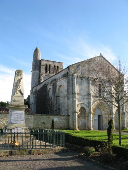 Eglise Saint-Vivien de La Vallée