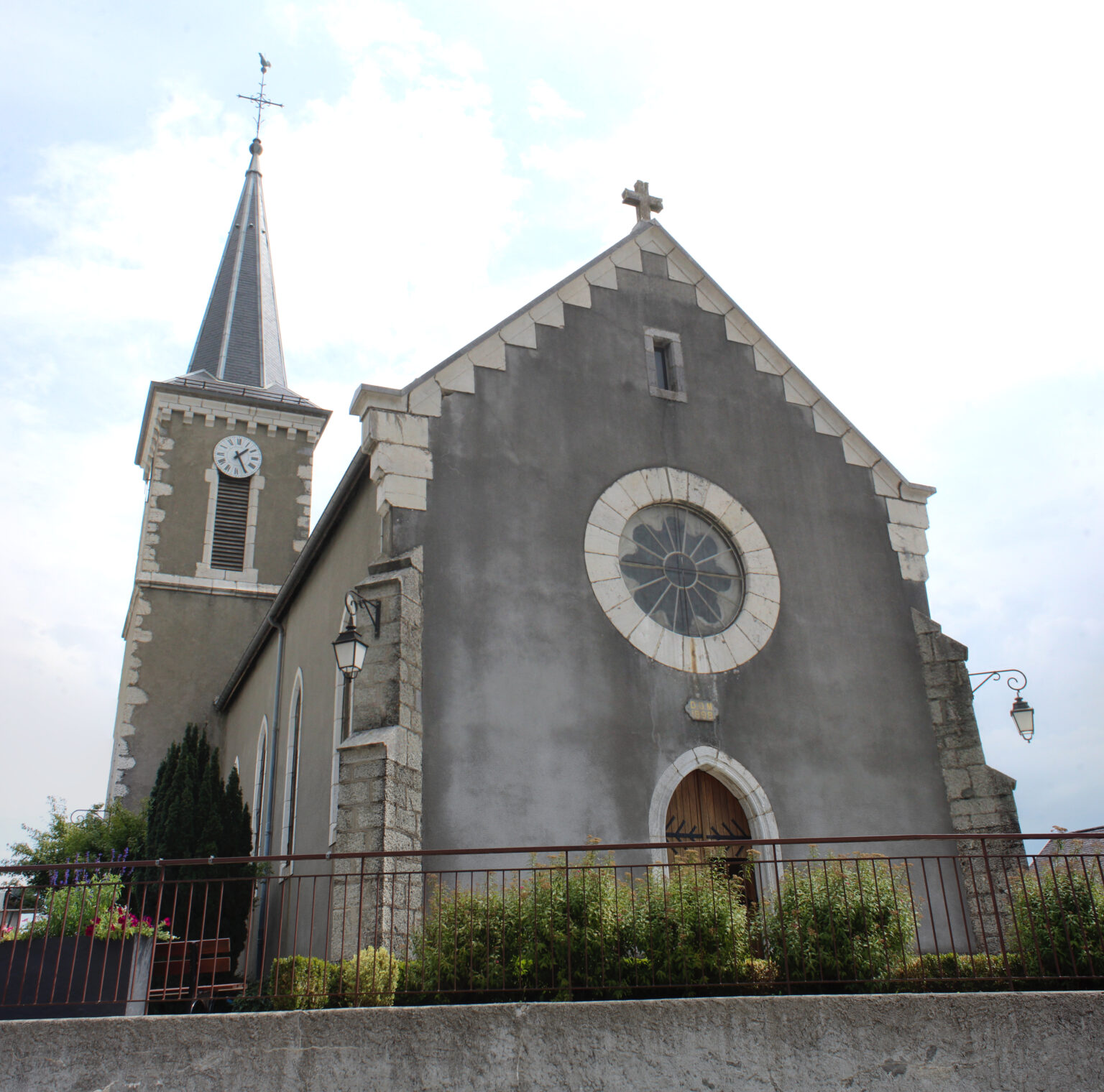 Eglise de Villy-le-Bouveret