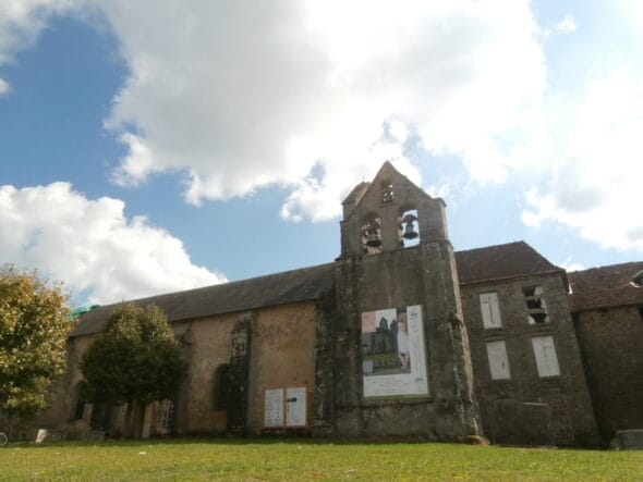 Eglise de Magnat l'Etrange