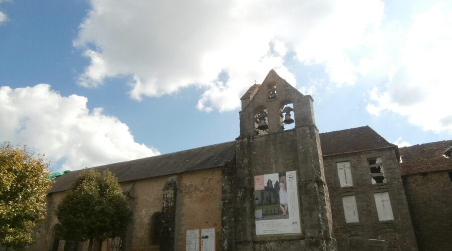 Eglise de Magnat l'Etrange