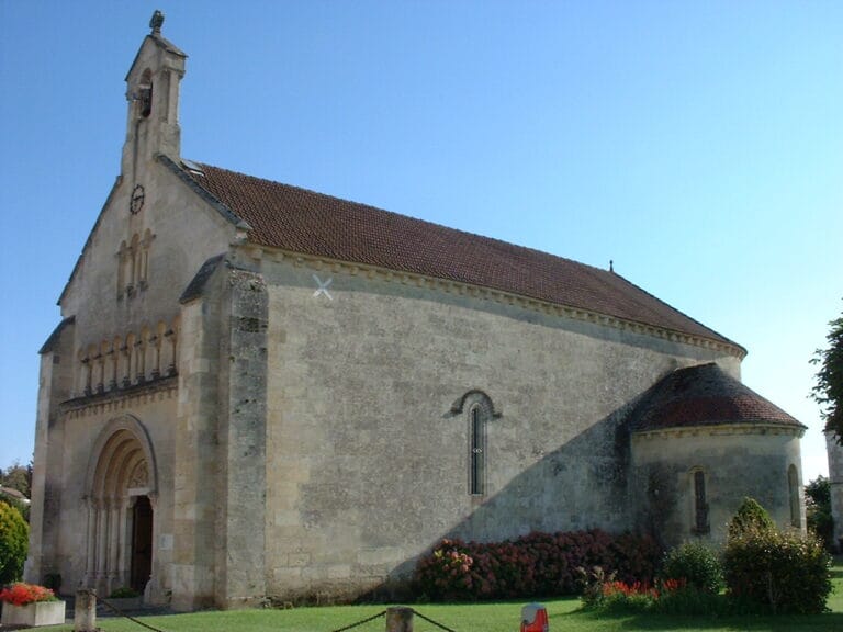 Église Saint-Séverin de Saint-Seurin-D&rsquo;Uzet