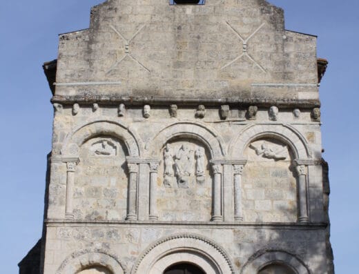 Eglise de Saint Michel de Rivière