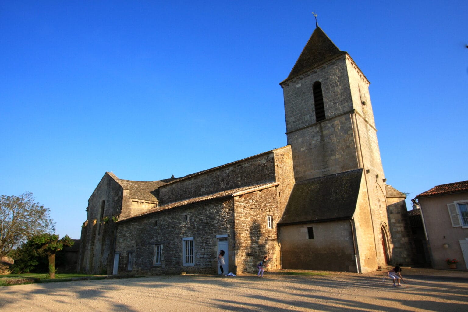 Ăglise Saint-Sylvain