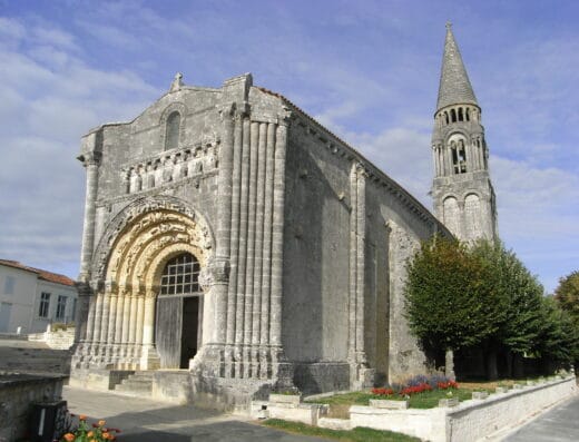 Eglise de Fenioux