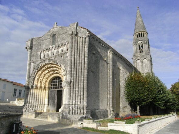 Eglise de Fenioux