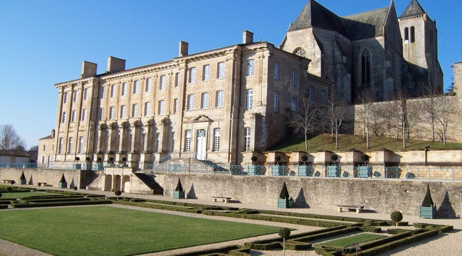 Abbaye Royale de Celles-sur-Belle