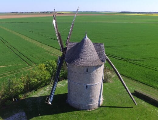Moulin à vent de Frouville Pensier