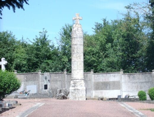 Croix hosannière à Louin